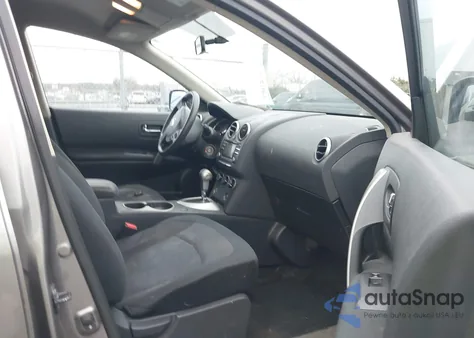 2013 Nissan Rogue S z USA, uszkodzony, nr VIN JN8AS5MT4DW551488